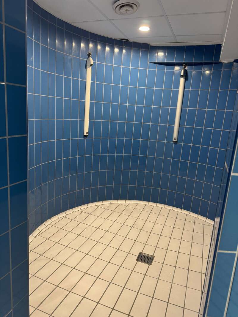 img_748520251125-2189660-rzhnr8