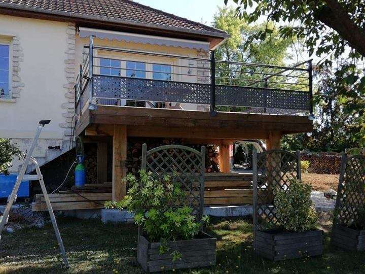 42546710_308497549705918_874365297476239360_n20190325-3736690-45jbru