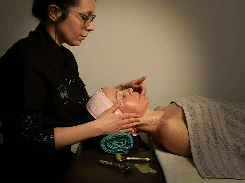 cabinet_stephanie_-_012025-13