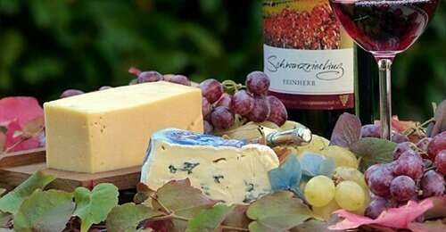 Les modifications du régime alimentaire, y compris plus de vin et de fromage, peuvent aider à réduire le déclin cognitif