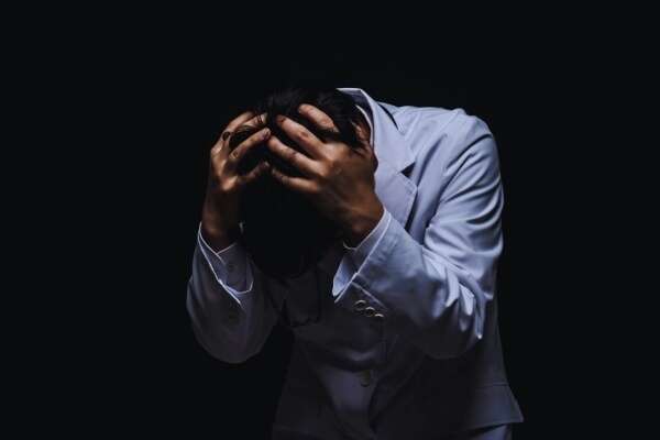 Pleurer sans raison (vraiment ?)