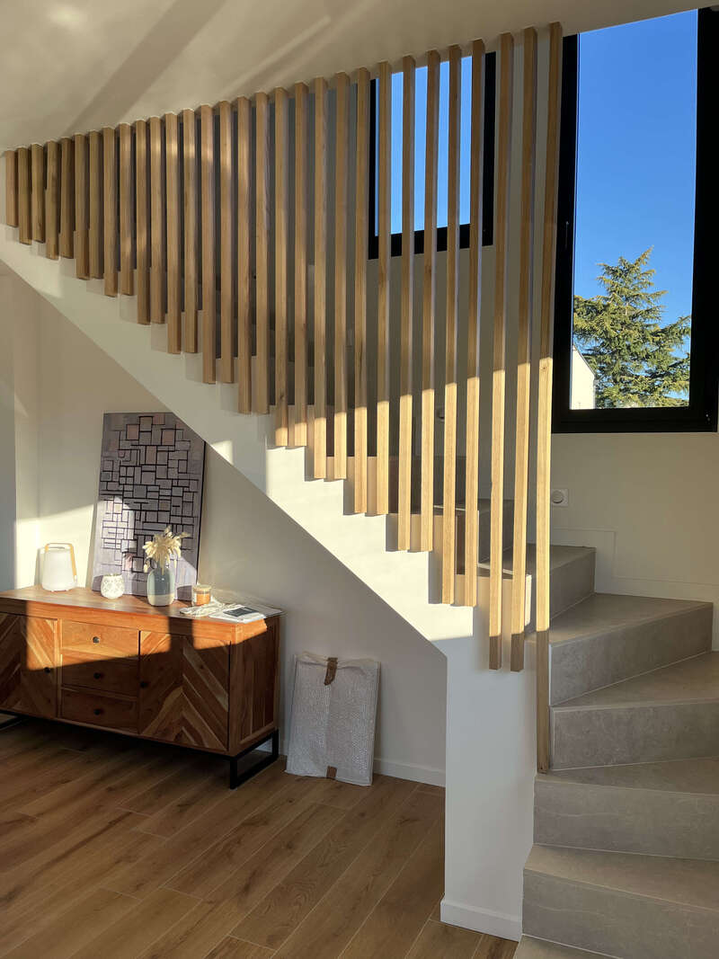 20231129_082005305_ios