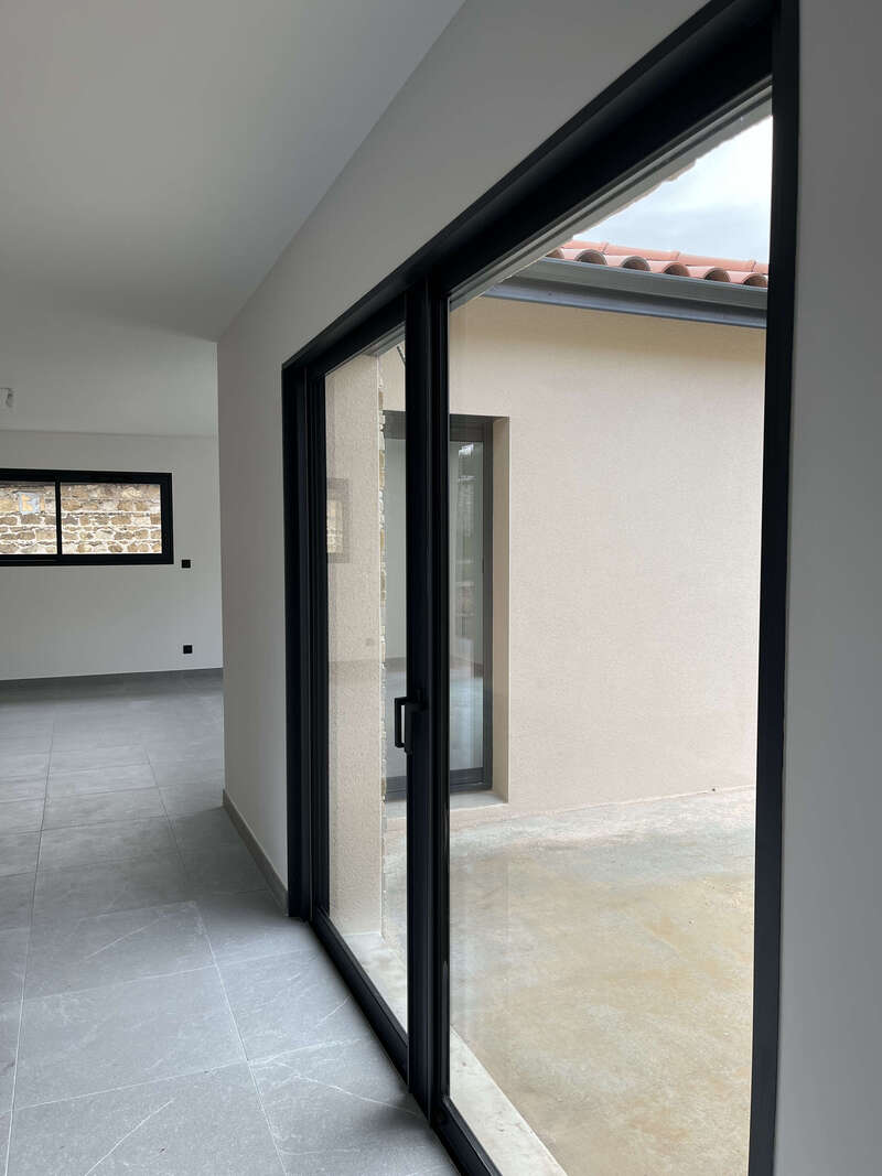 20240306_082213358_ios