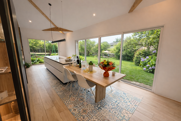 Extension & rénovation : maison de 165 m²  6 pièces sur terrain de 1 200 m². Sainte Consorce (69280)