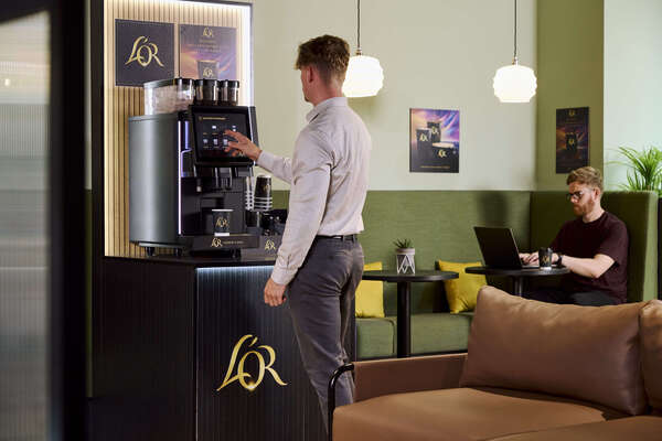 Distributeur automatique de café : les 5 erreurs invisibles qui sabotent la satisfaction de vos collaborateurs (et comment les corriger)