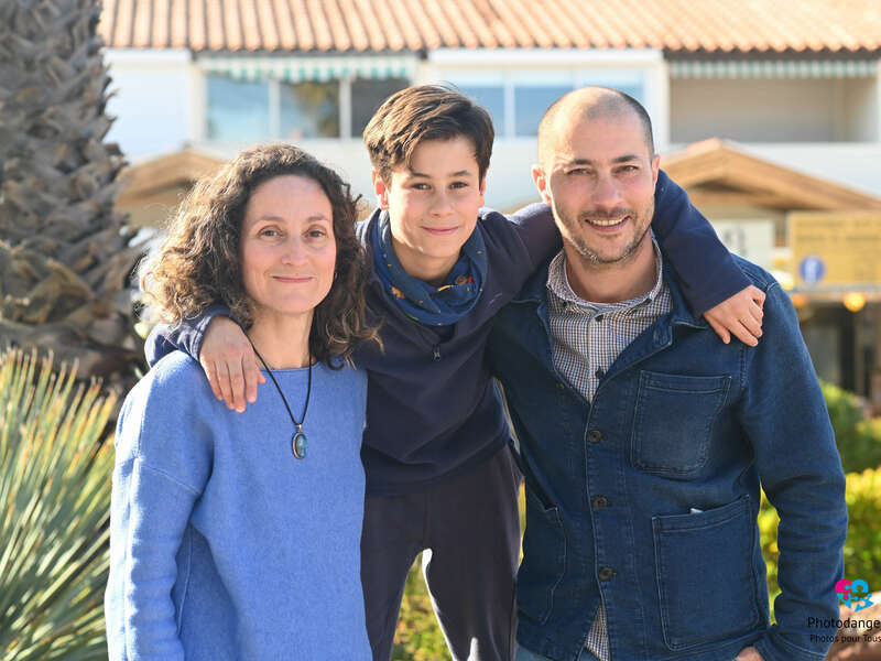 tousenbleu020425-195