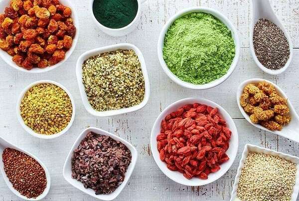 FORME ET VITALITE GRACE AUX SUPERALIMENTS