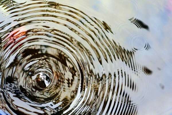 Comment la posture juste soutient-elle l'alliance entre souffle, conscience et vibration ?