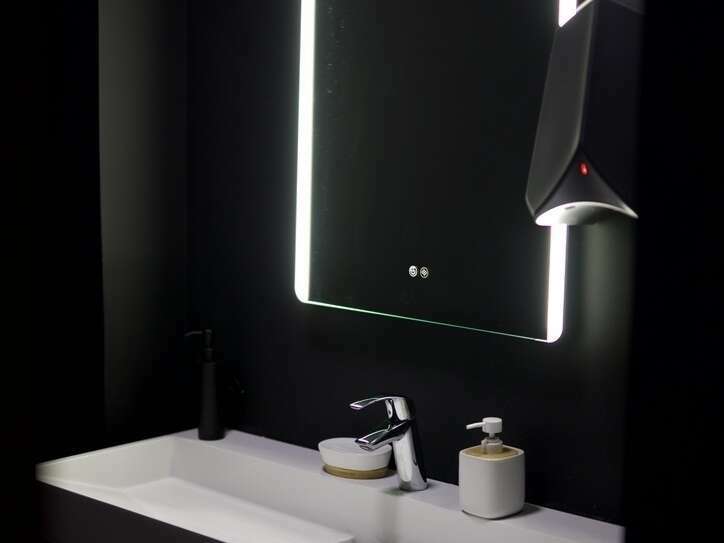 4dcc7172-653c-4208-aaf9-8c7ee21ff752_1_105_c