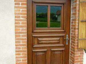 porte-d-entree-fabriquee-par-christian-marques-artisan-menuisier-a-feigeres