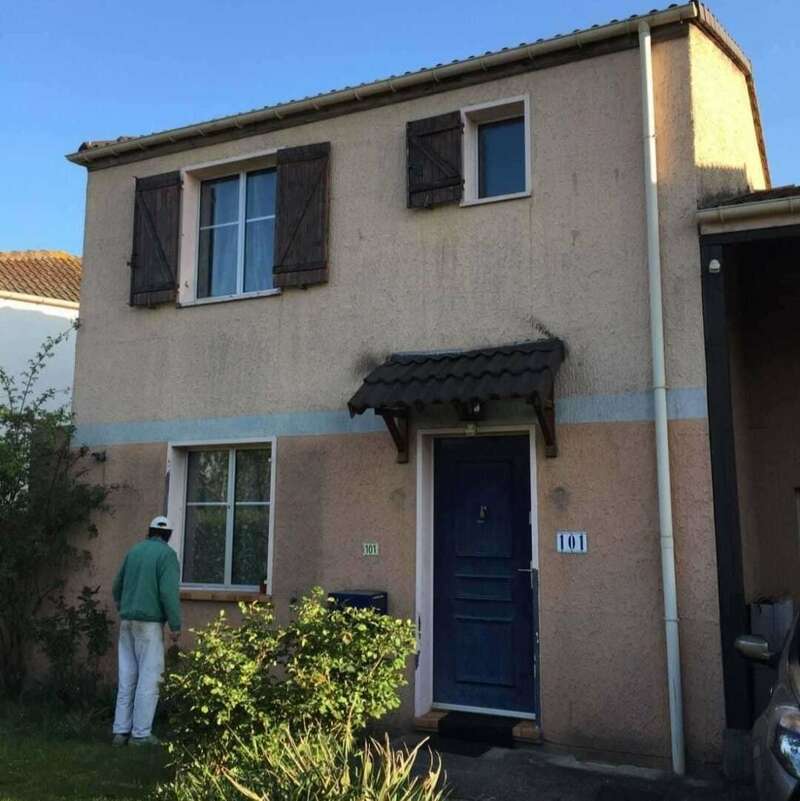photo d'une maison avant le ravalement de façade 