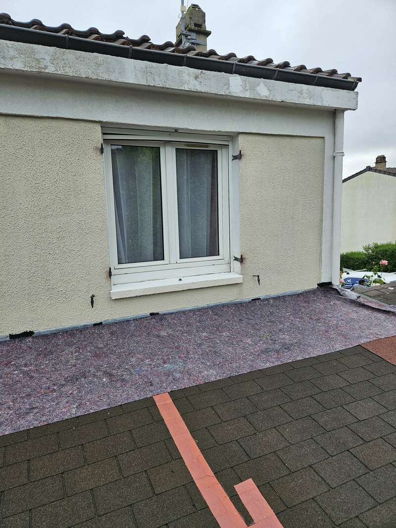 façade de maison avant travaux