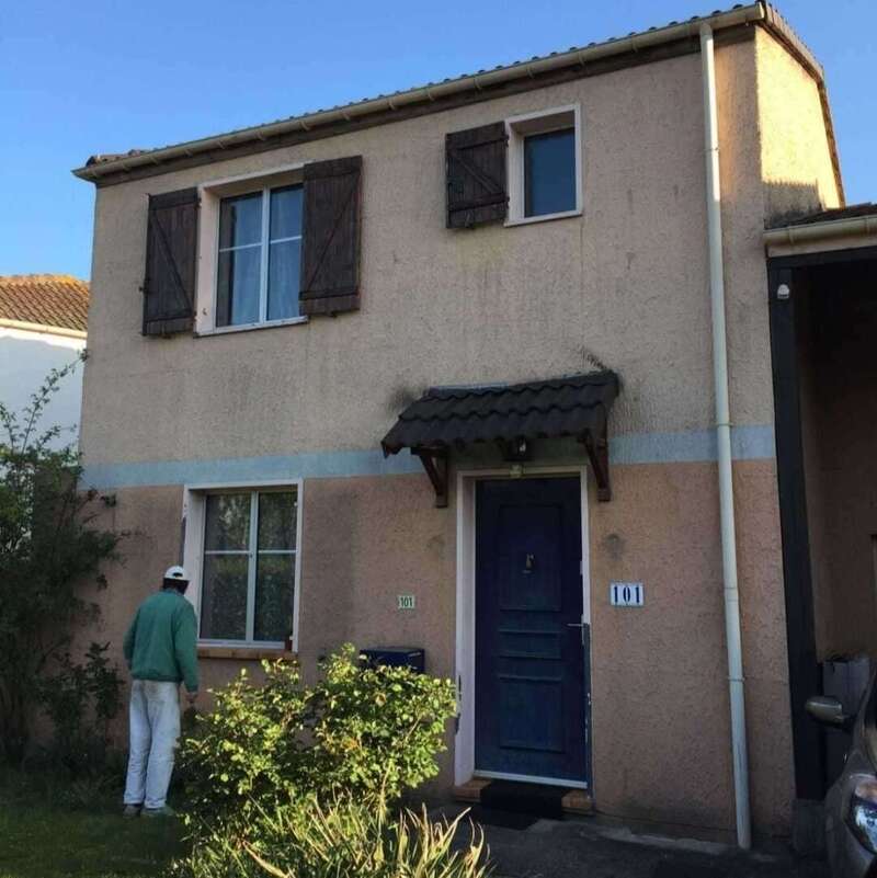 photo d'une maison avant le ravalement de façade 