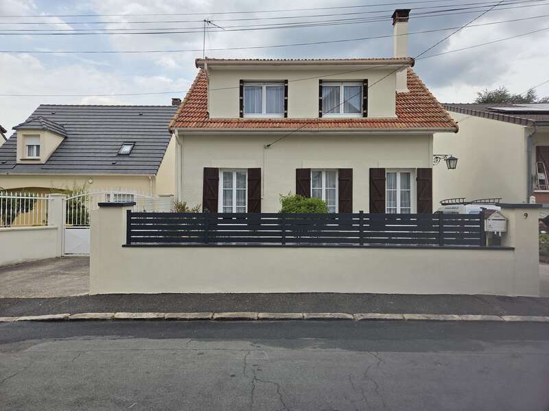 100000069220250523-2965417-dd3jac20250523-2965417-hqz8mq