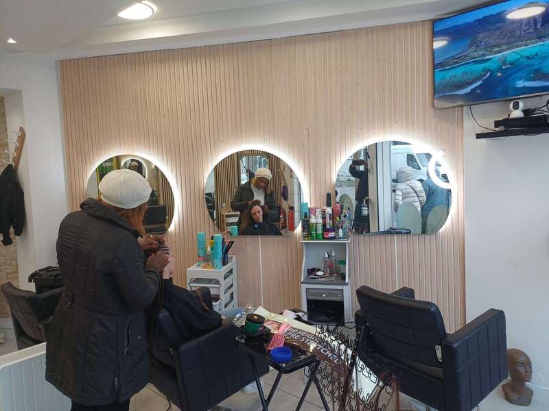 100024236420251202-1281888-8q40xp