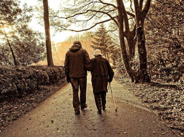 Hypnose et personnes agées