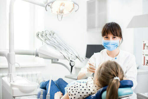 Première visite chez le dentiste