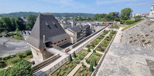 Pourquoi faire confiance à une conciergerie immobilière à Pau ?