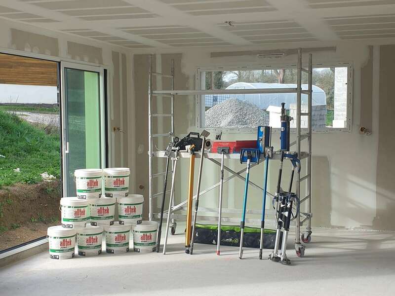 20240216_10392820240422-2663803-zvtsyv