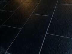 carrelage_noir20201207-2828321-v591q2