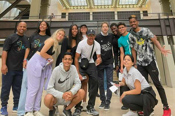 Visite du musée d'Orsay avec les jeunes de la Fondation Gol de Letra