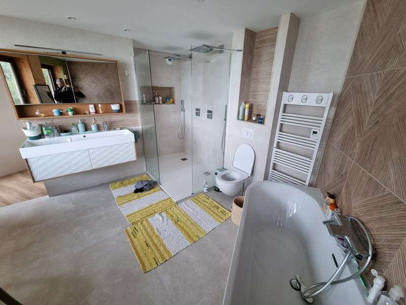 20220325_08540820240408-268852-r8hp78