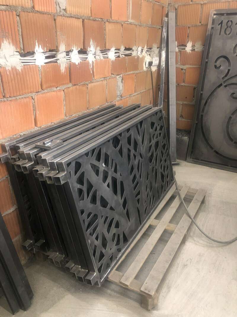 161599d8-c9ec-4d0b-8e73-efe9b473c02d