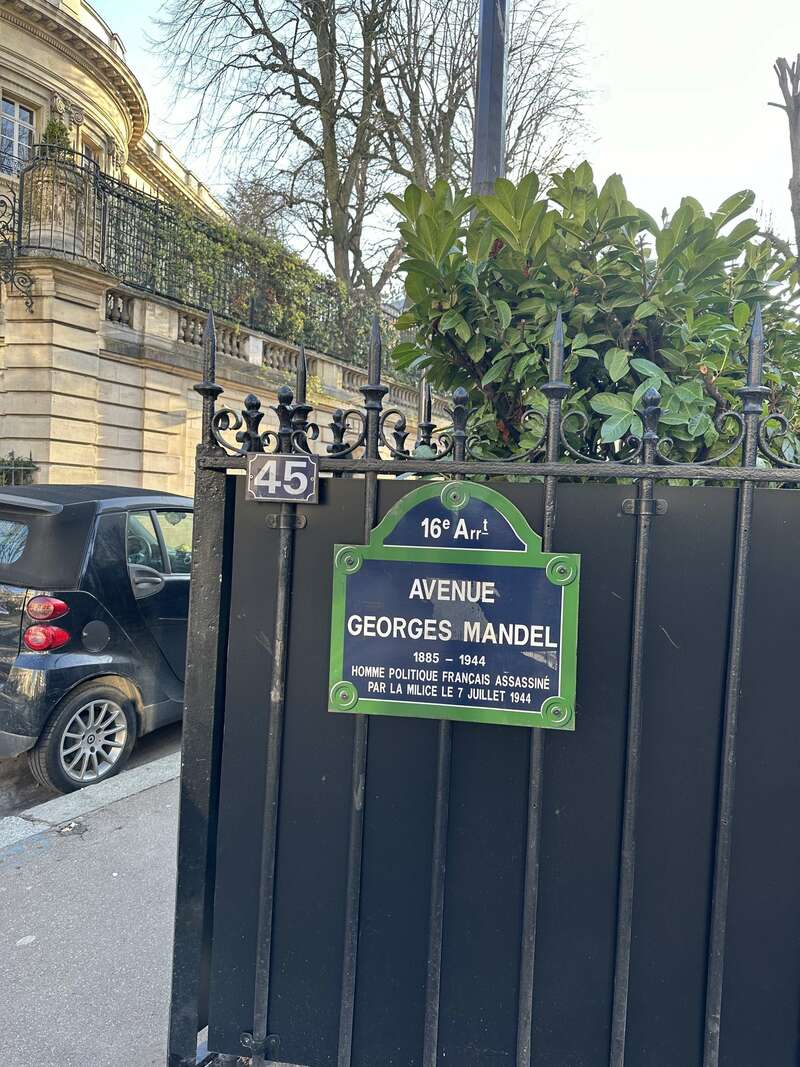 7ca4353d-f010-4026-a76a-8bb763a794f9