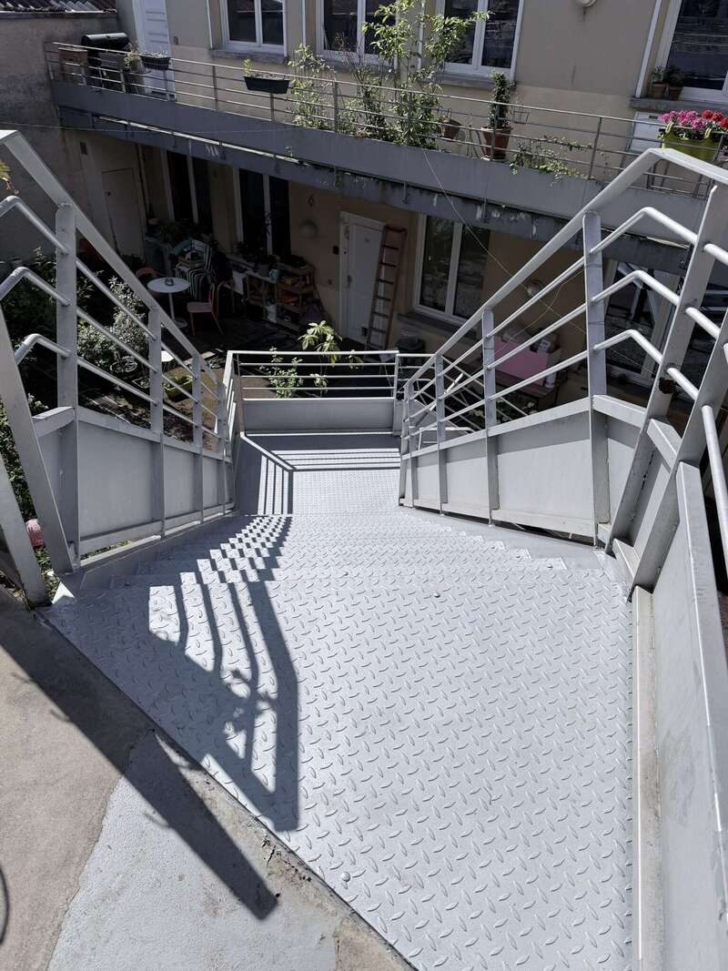 6_bagnolet_93_escalier_en_acier__11_