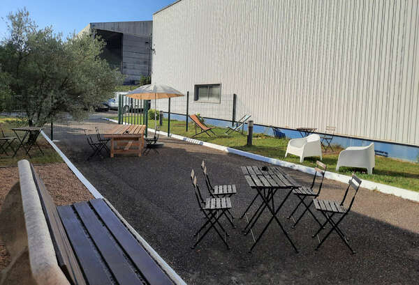 LE JARDIN CHEZ GEORGES CENTER