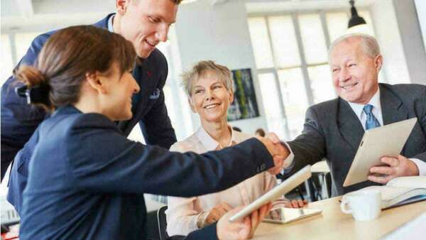 Rachat d’une entreprise par ses salariés : abattement porté de 300 000 € à 500 000 €.