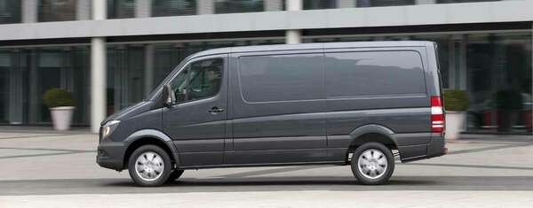 Précision sur l'exclusion du droit à déduction de la TVA s'agissant des véhicules à usage mixte.