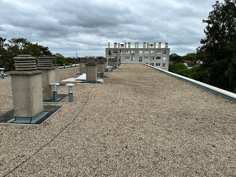 depose-etancheite-toiture-1400m2-jpg
