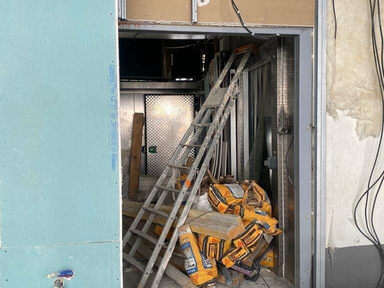 18503464-1cb3-4eb3-ad88-01c997b39ff2