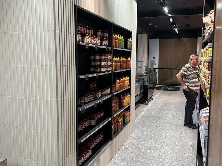 7f57e1d1-f5e6-41e2-9e62-9fb39baac40c