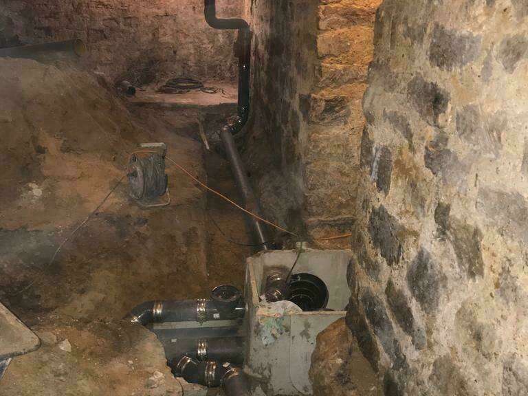 f2502a51-de5c-44df-aa41-73feb93791ee