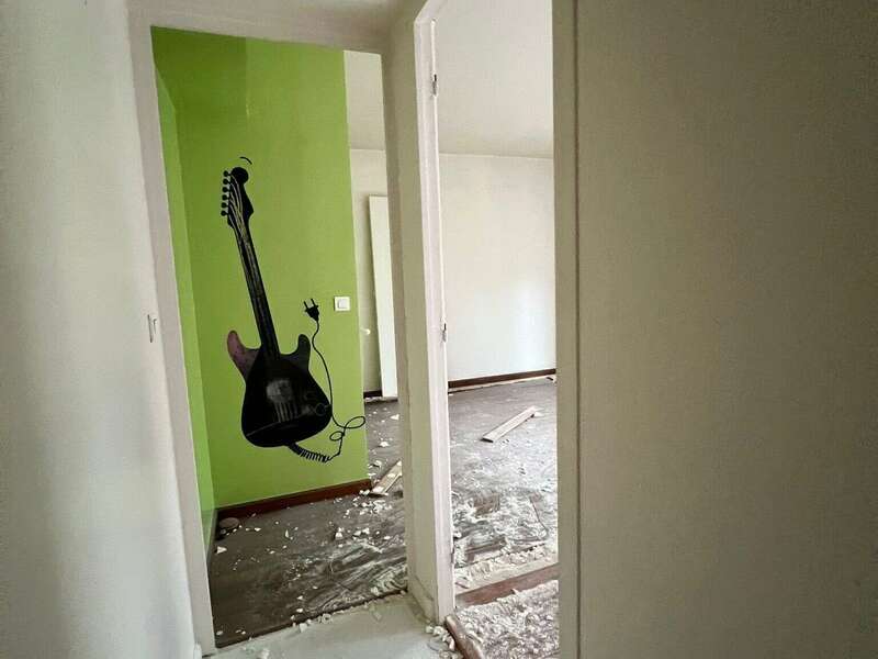 c8d594df-8861-4524-b2e9-5afc8a3b0c38