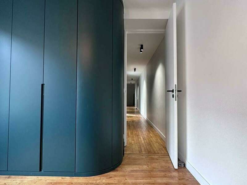 146a98a5-b615-4070-b297-d87193d3a2f9