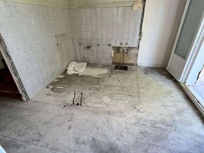 6f77f8a3-cdf0-4fb5-b626-c482c0c8c28a