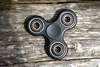 handspinner fidget pourquoi jouer avec par ostéopathe proche savigny le temple