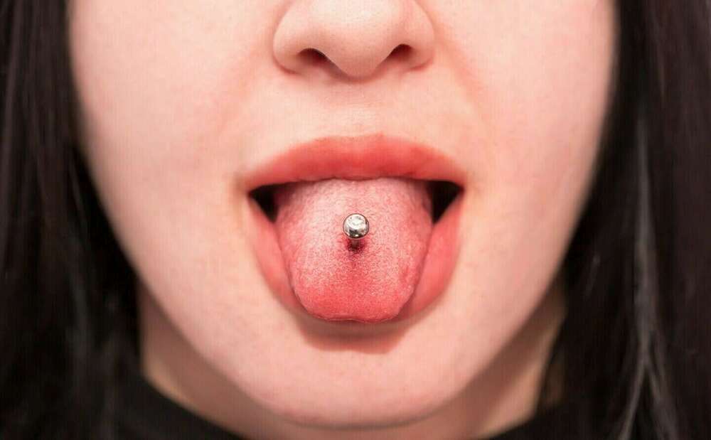 Les dangers du piercing buccal