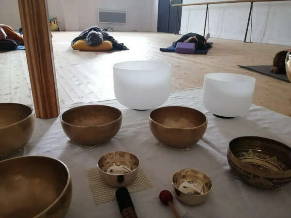 Clap de fin des ateliers Yin Yoga et sonothérapie pour cette année scolaire