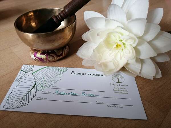 Une belle idée de cadeau : une prestation au choix accompagné d'un joli bol chantant