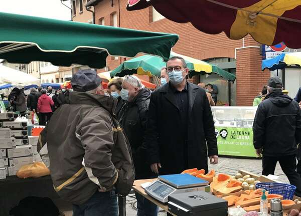 Visite des commerçants ambulants du marché de Grenade