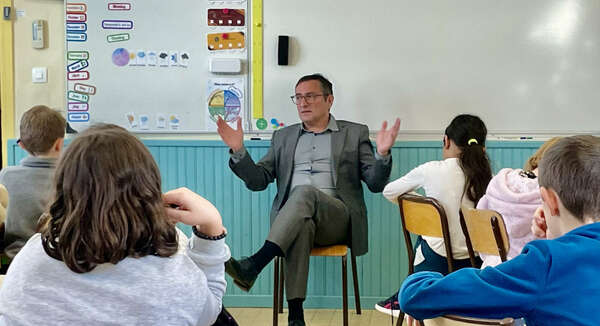 Rencontre avec les CM2 d'Ondes pour le Parlement des enfants