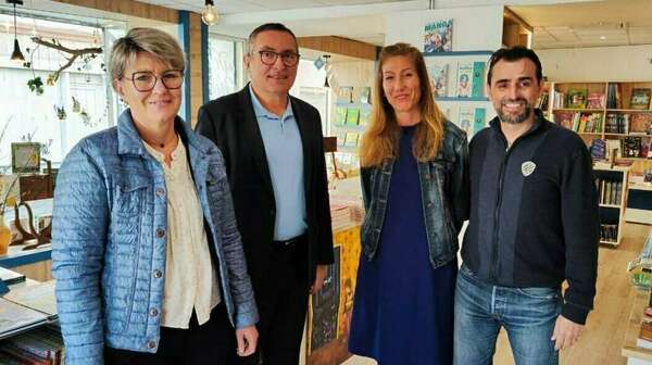 Visite de la nouvelle librairie "La voie des mots" à Fronton