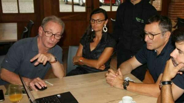 Rencontre-bilan touristique au Château et Labyrinthe de Merville