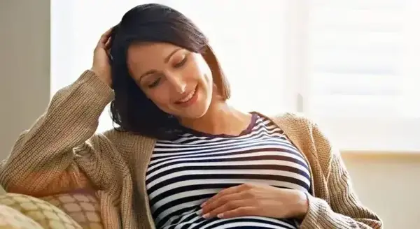 Préparation à la naissance en hypnose : une approche douce et puissance pour vivre un accouchement serein.