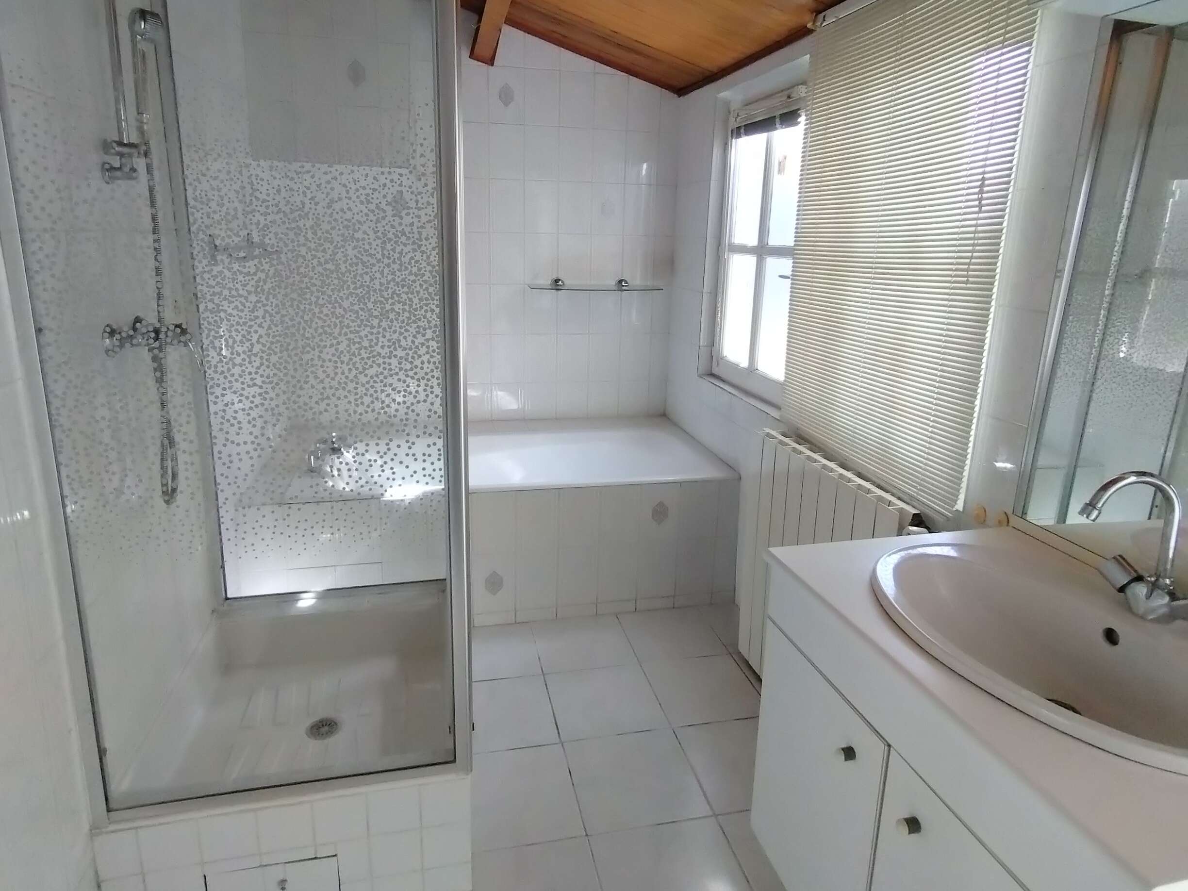 Salle de bain avant travaux