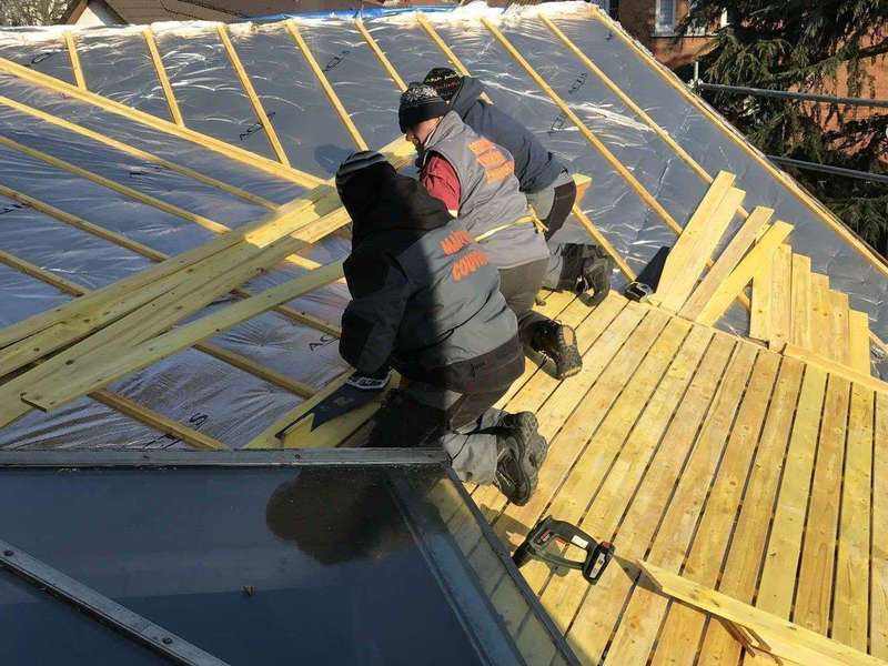 9438828b4f57f1b3c9d420170406-365105-ubcwv720180417-2759109-7f28dg